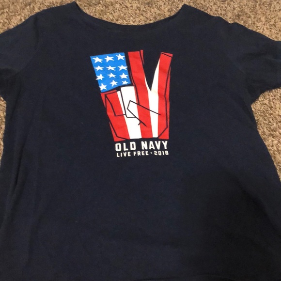 July attire - Picture 1 of 3